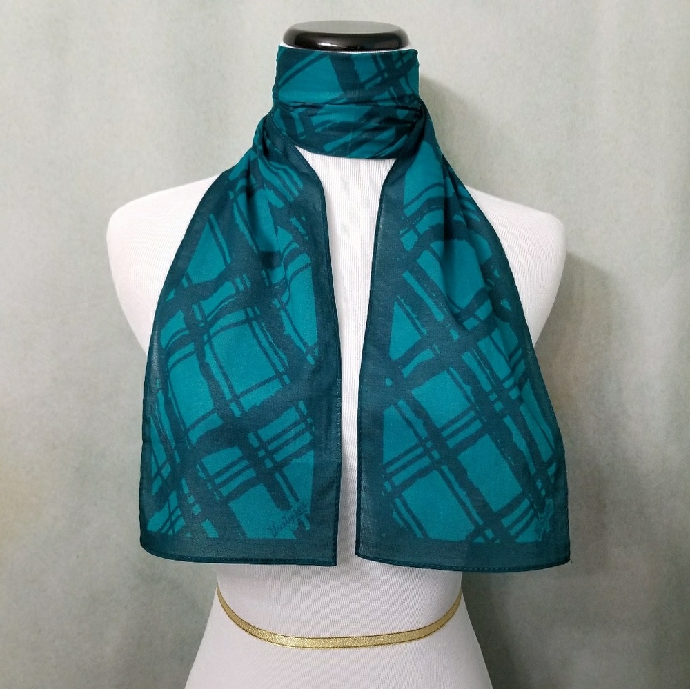 New Thirty-One Scarf